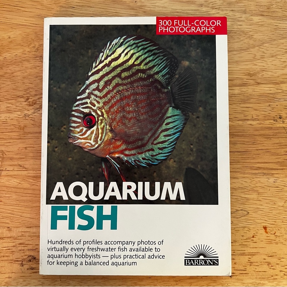 Aquarium Fish Paperback